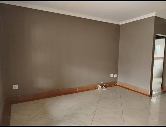 2 BEDROOM TOWNHOUSE FOR SALE IN BENDOR